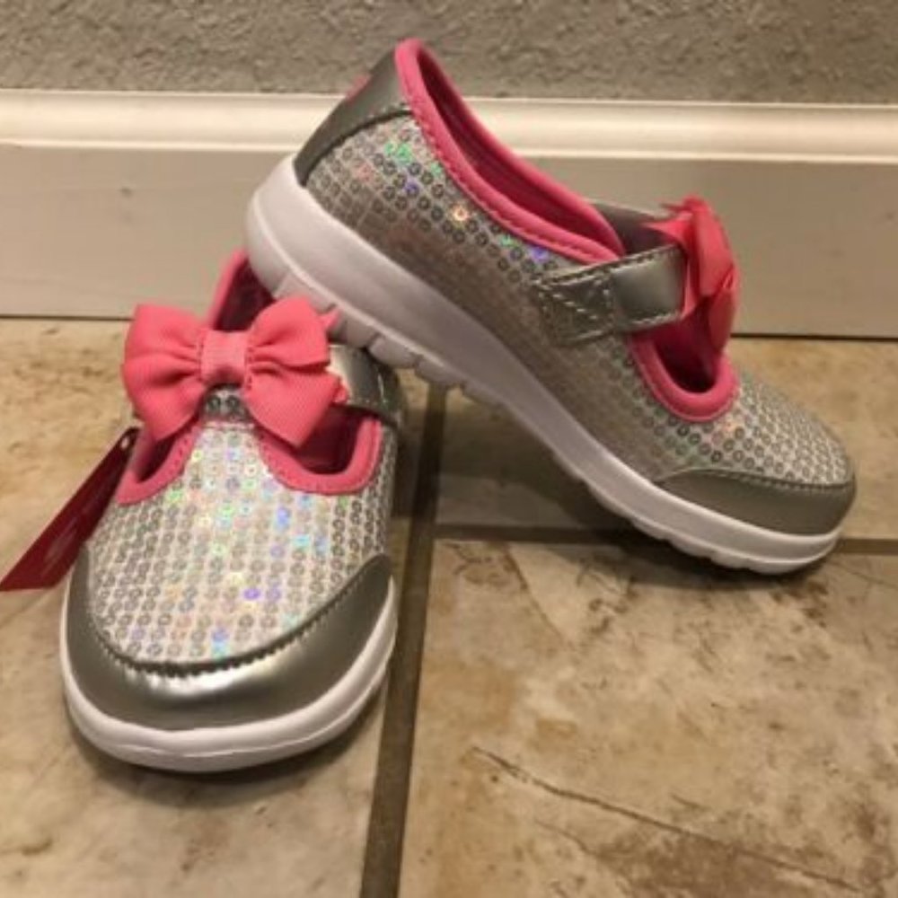 SKECHERS SHOES SIZE 8 TODDLER GIRLS, WITH TAG,